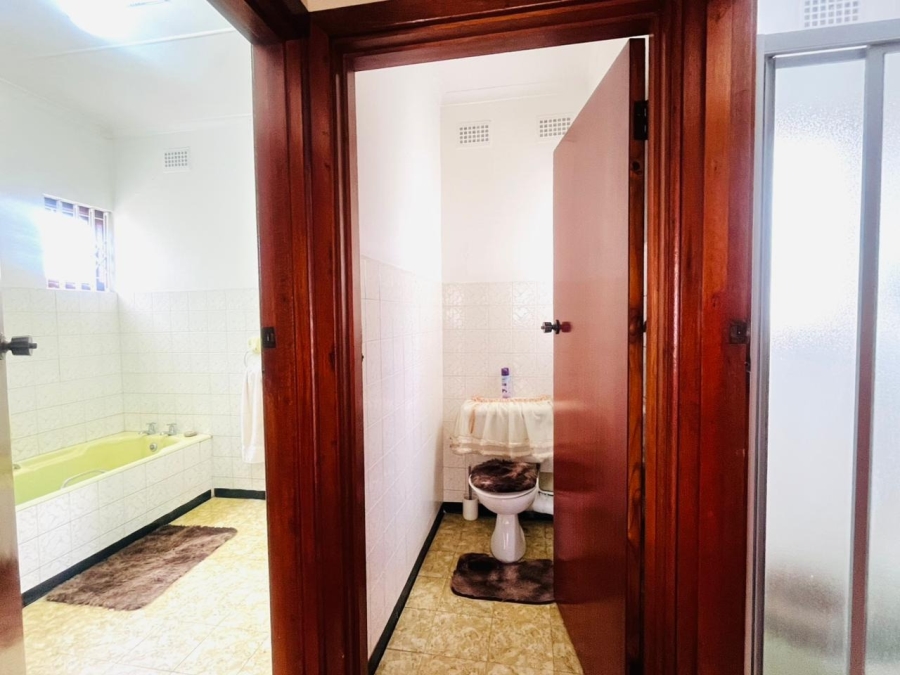 4 Bedroom Property for Sale in Braelyn Eastern Cape